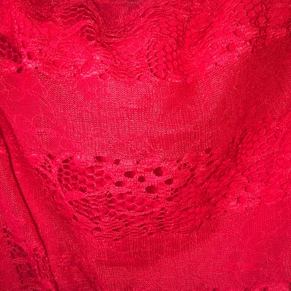 Strapless red lace dress - Picture 5 of 6